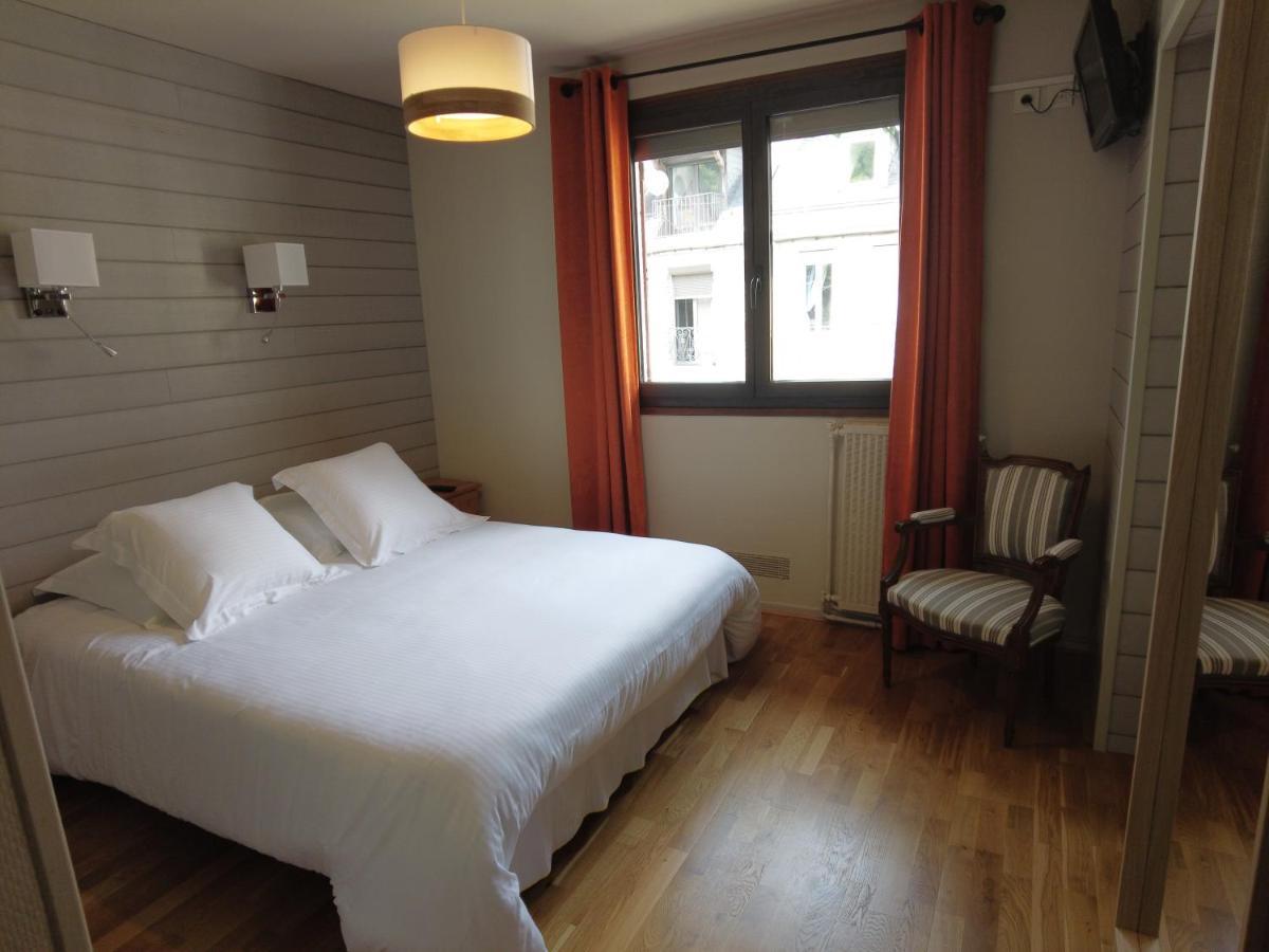 Hotel La Rencluse Saint-Mamet ภายนอก รูปภาพ