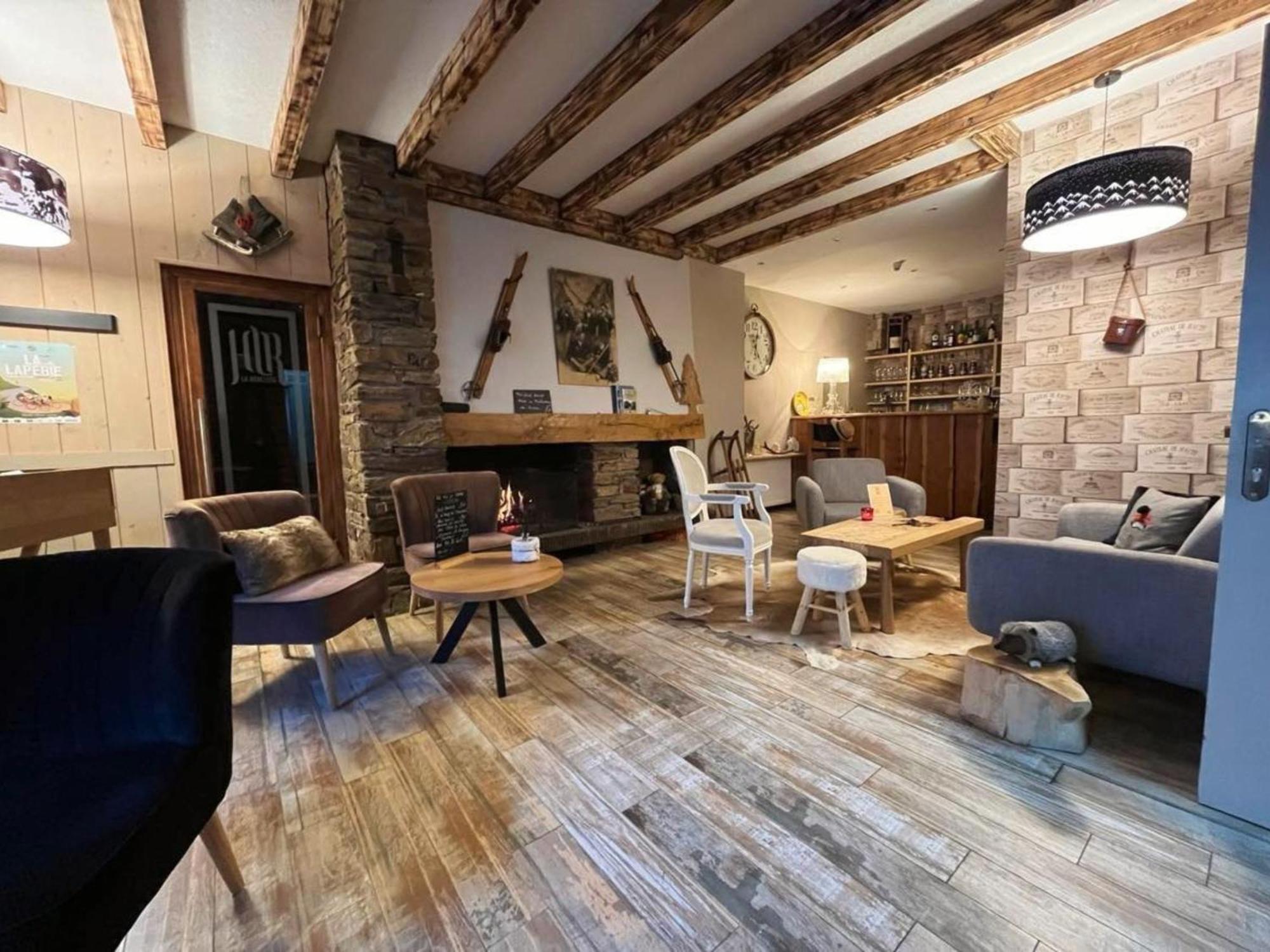 Hotel La Rencluse Saint-Mamet ภายนอก รูปภาพ