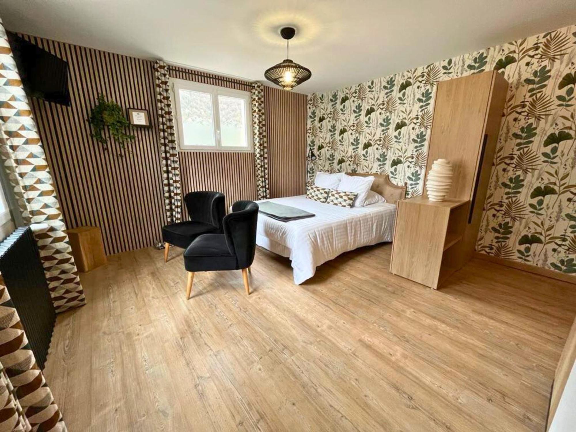 Hotel La Rencluse Saint-Mamet ภายนอก รูปภาพ