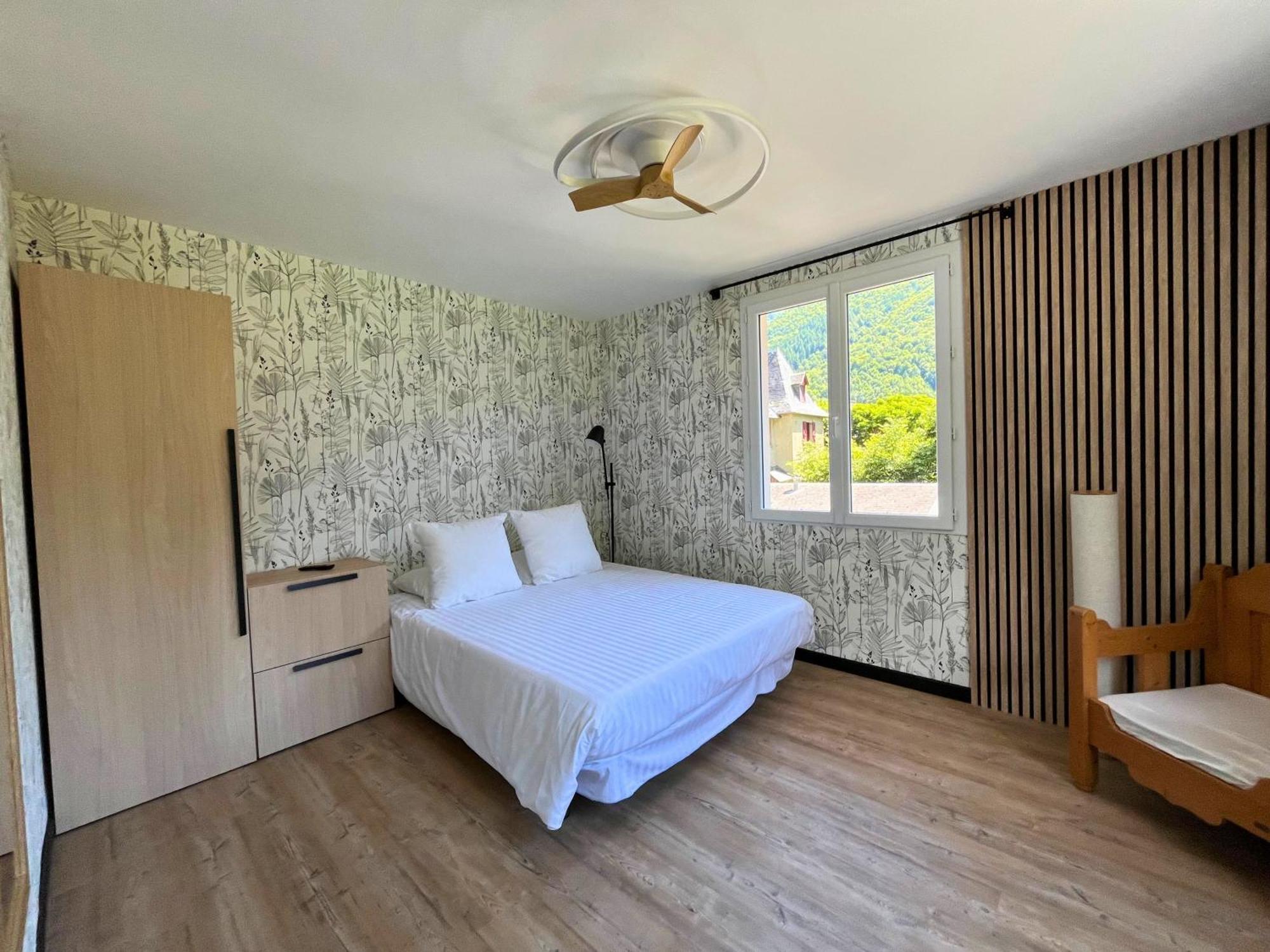 Hotel La Rencluse Saint-Mamet ภายนอก รูปภาพ