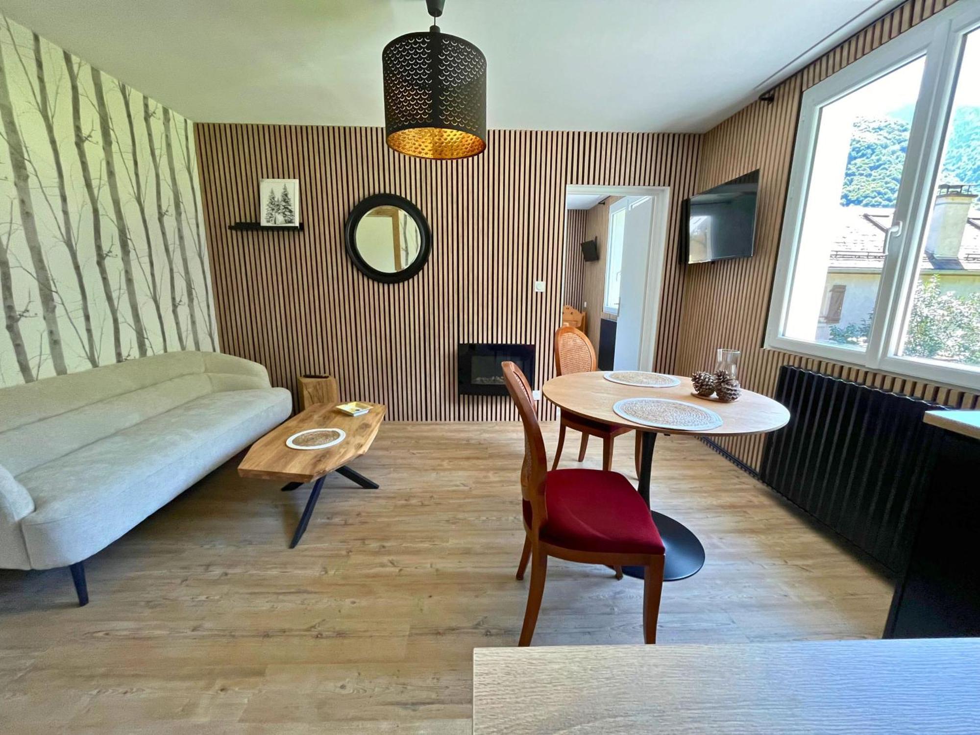 Hotel La Rencluse Saint-Mamet ภายนอก รูปภาพ