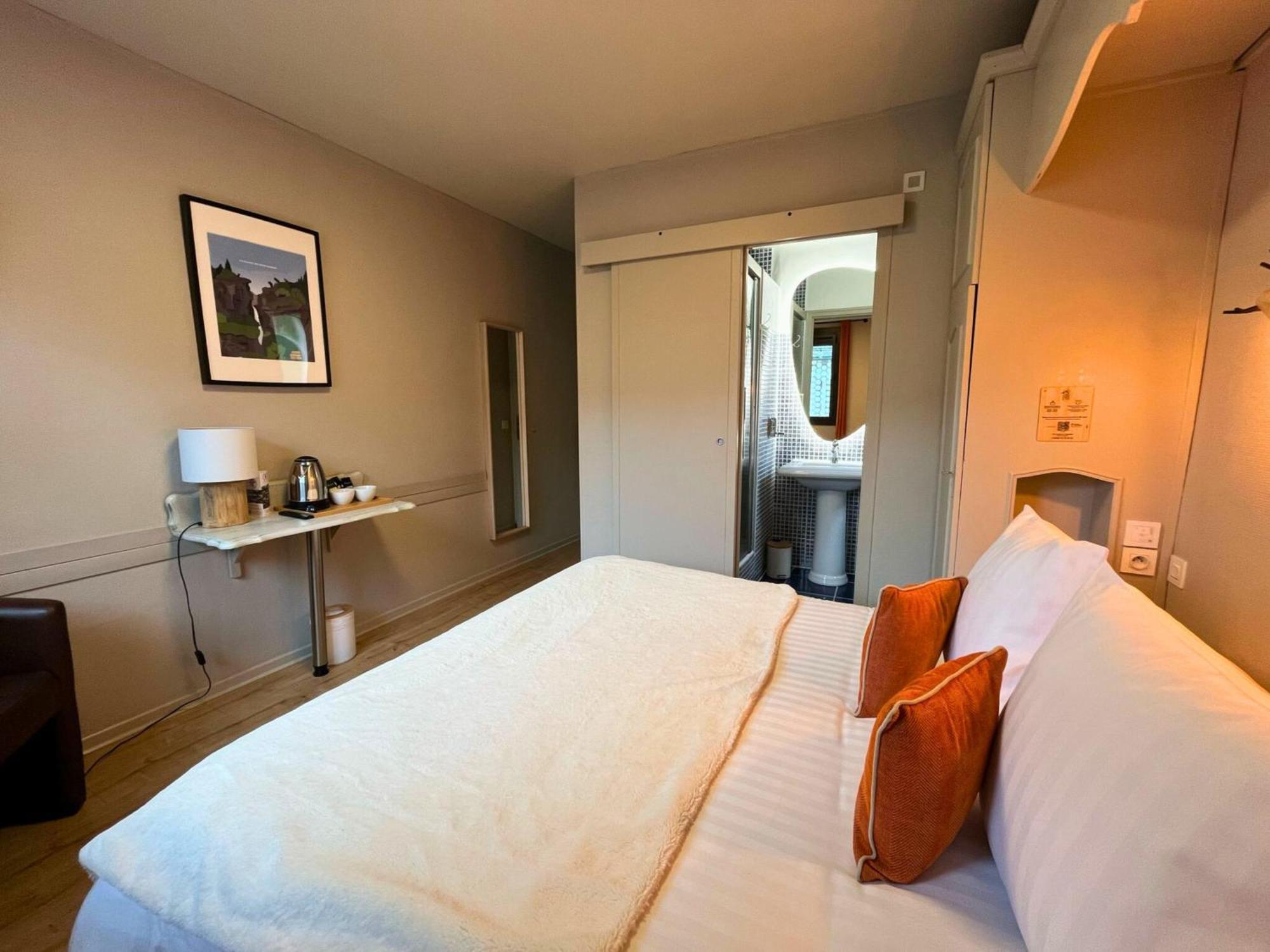 Hotel La Rencluse Saint-Mamet ภายนอก รูปภาพ
