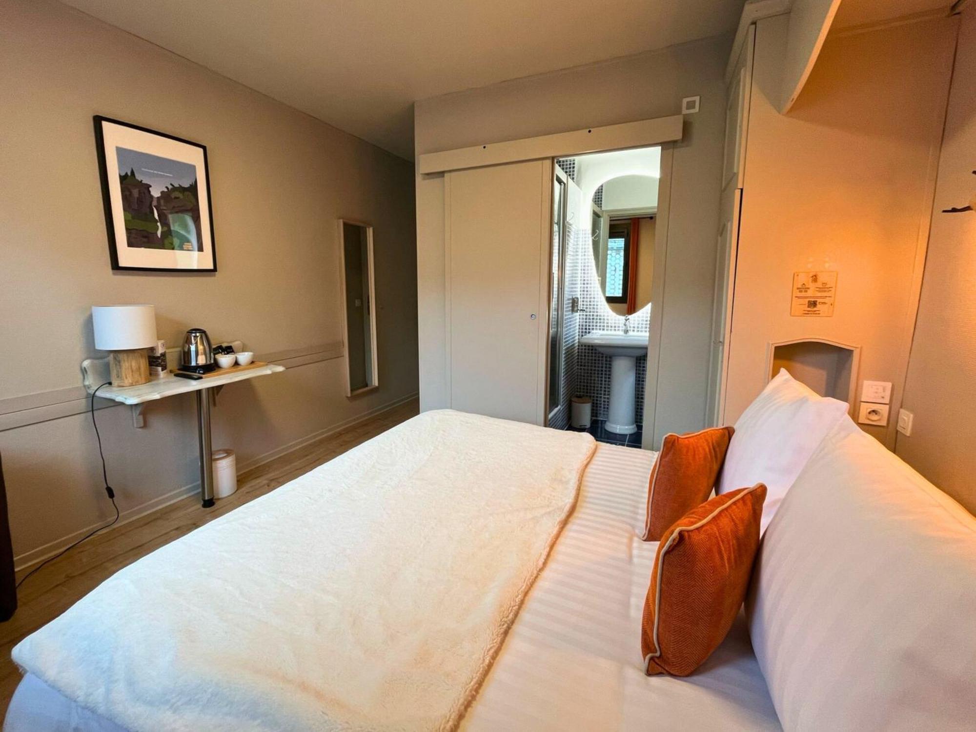 Hotel La Rencluse Saint-Mamet ภายนอก รูปภาพ